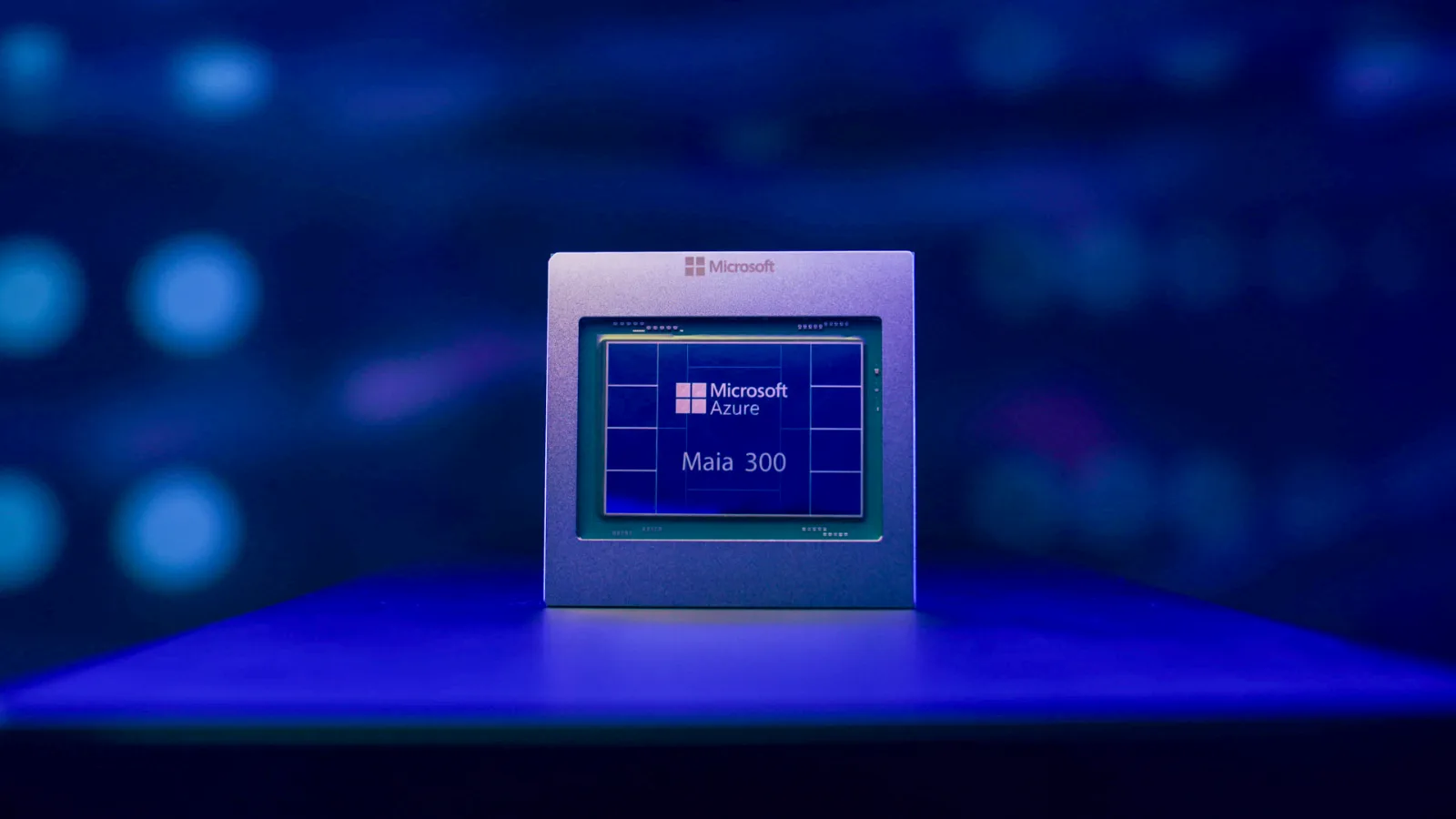 Chip Maia 300 của Microsoft