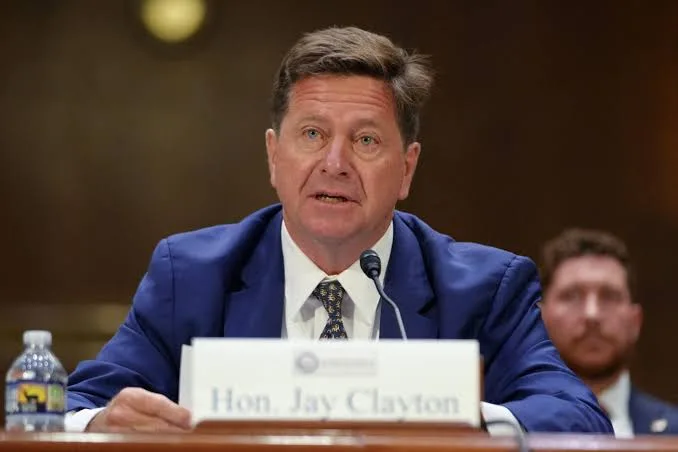 Jay Clayton, Giám đốc Tình báo Quốc gia Mỹ, trờ thành lãnh đạo của SIF